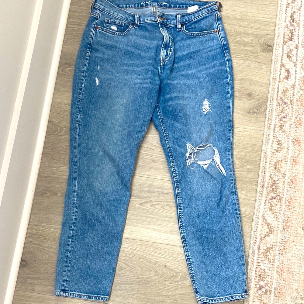Old Navy Distressed Blue Jeans Boyfriend fit